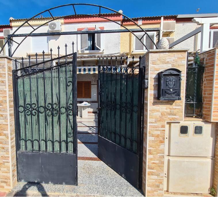 Marble Manor Guest House Los Alcázares Dış mekan fotoğraf